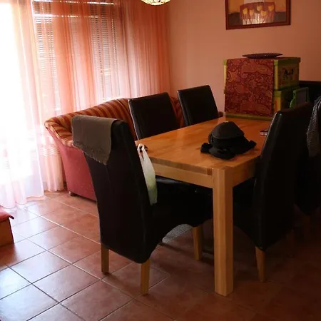 شقة House For Rent *